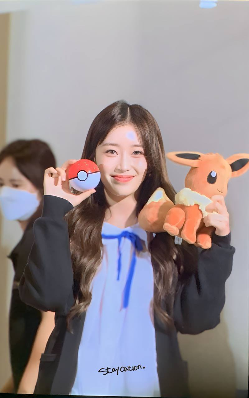 이브이 수민.jpg