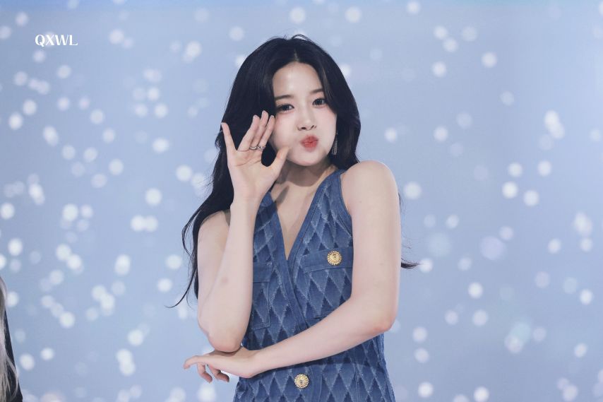 안유진 (아이브)1_1.jpg