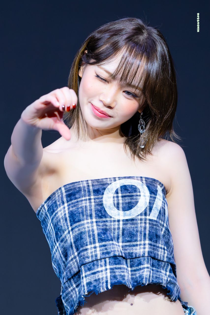 르세라핌 김채원1_3.jpg