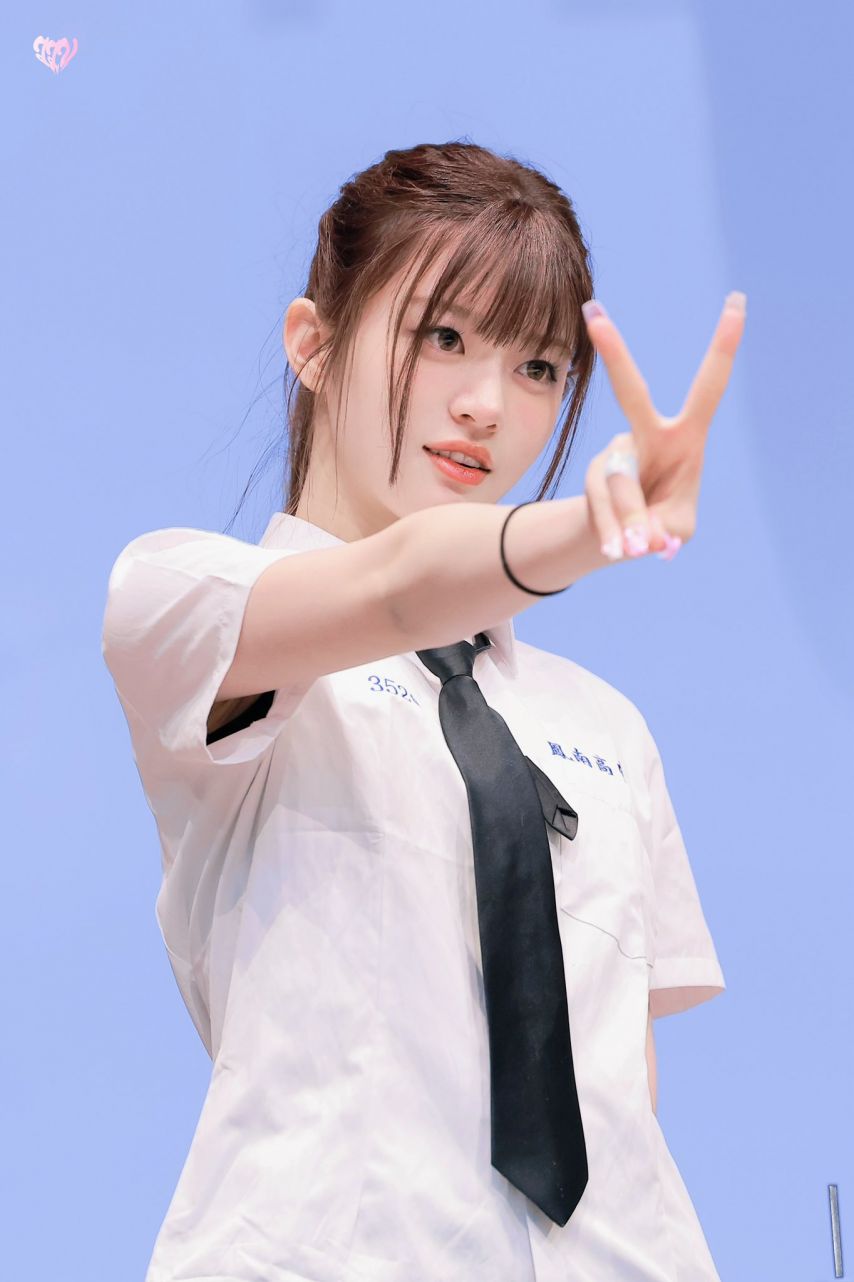 아일릿 민주1_6.jpg
