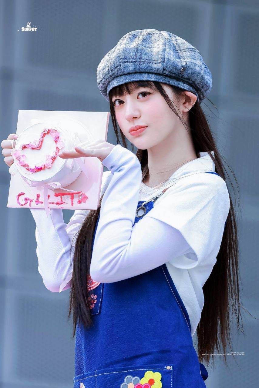 아일릿 민주1_2.jpg