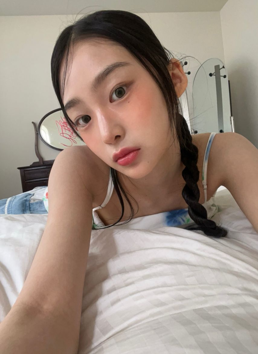 베이비돈크라이 이현, 베니1_1.jpg