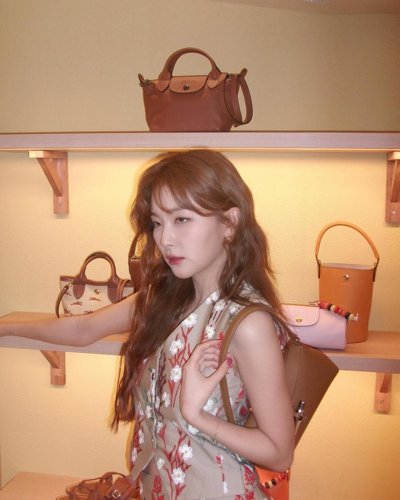 hi_sseulgi_0b5cf956698e499b95862938a379dc93.jpg