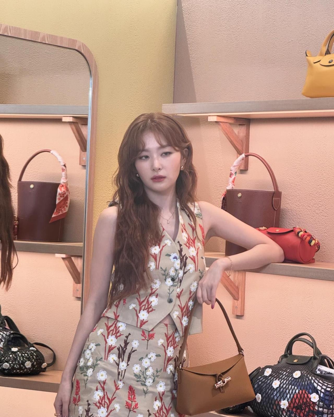 hi_sseulgi_a2506f03326c4924bfb2a7c67f090762.jpg