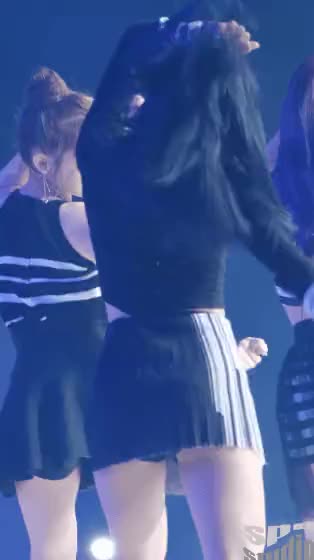b6180ba9f3c5db16bad914c03d3fd2c7_1676121768_7558.gif