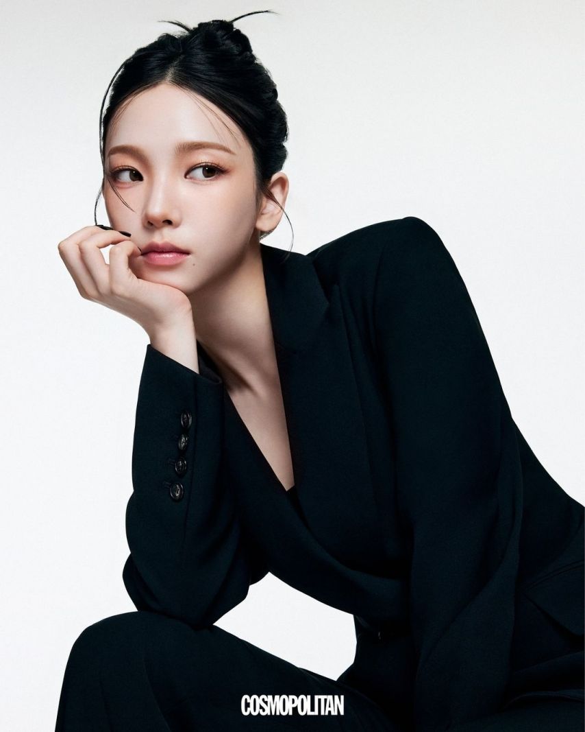 에스파 카리나 코스모폴리탄1_1.jpg