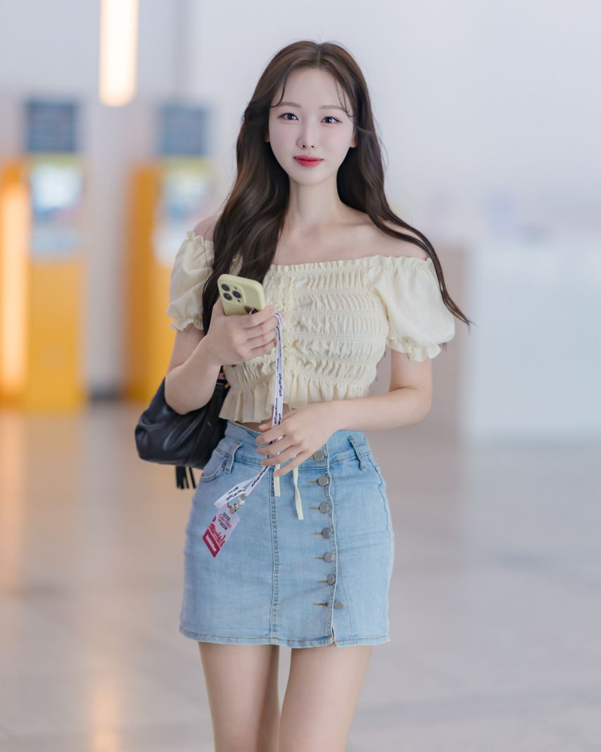 김세연 아나운서1_2.jpg