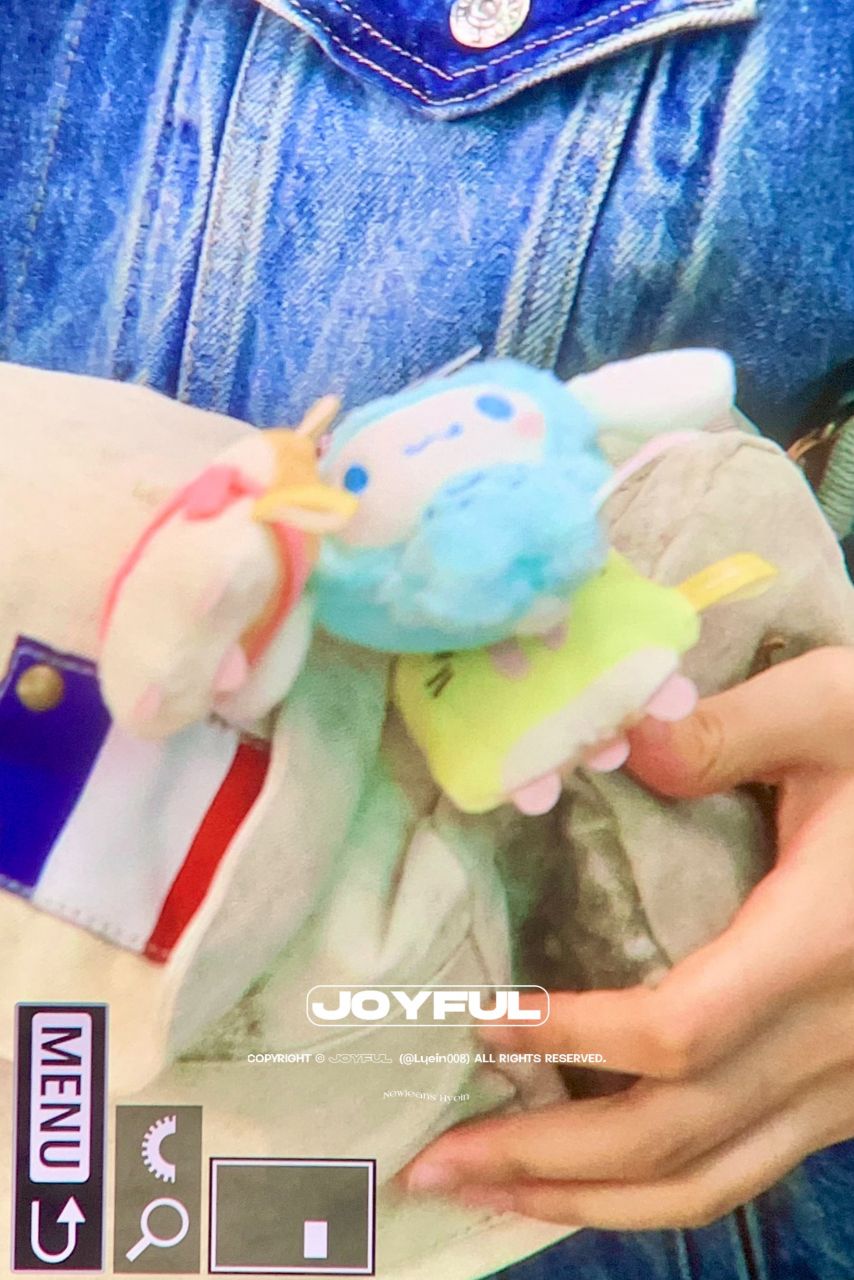 [뉴진스] 인천공항 출국1_4.jpg