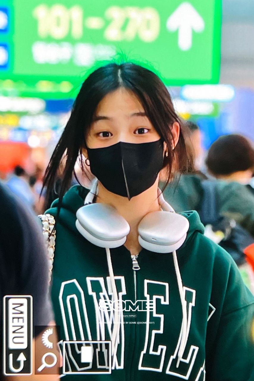 [뉴진스] 인천공항 출국1_2.jpg