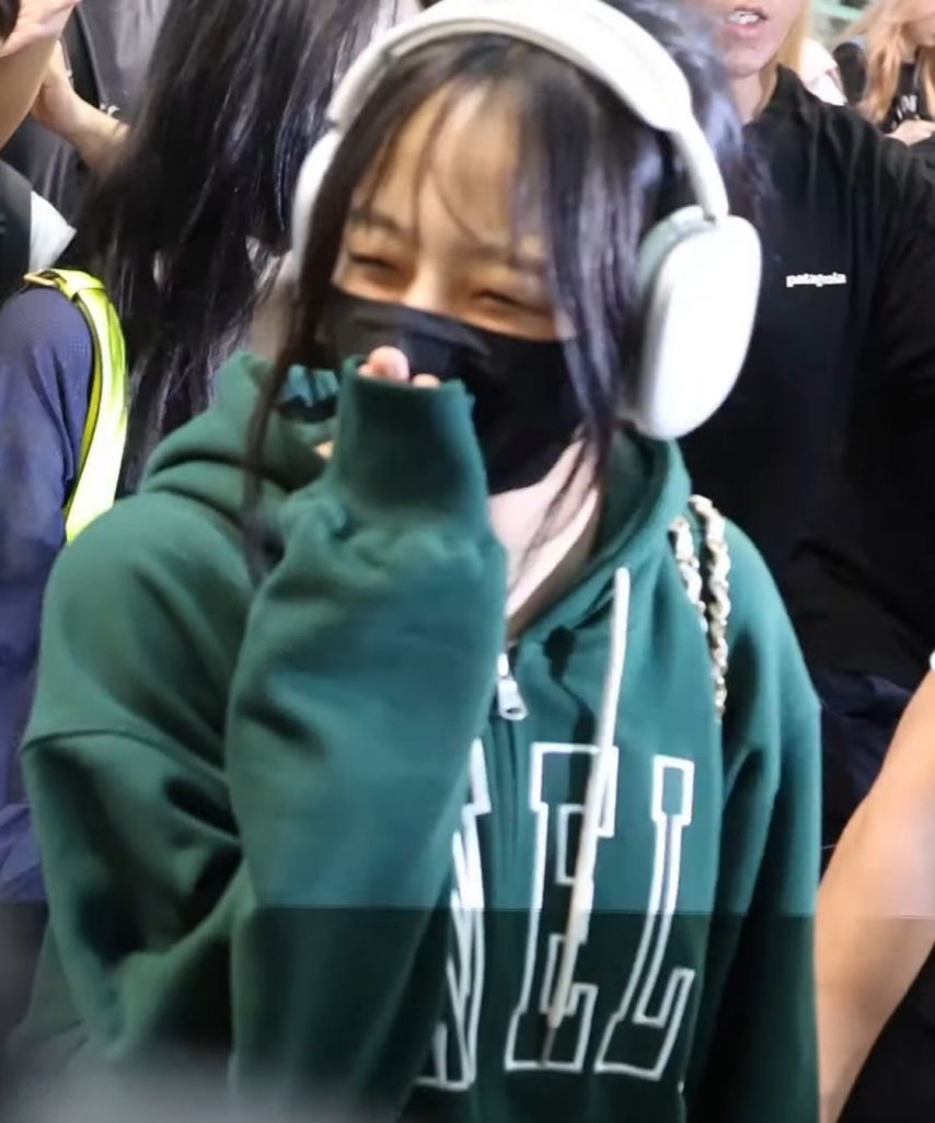[뉴진스] 인천공항 출국1_9.jpg