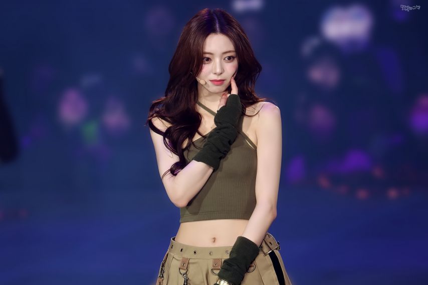 ITZY 유나1_6.jpg