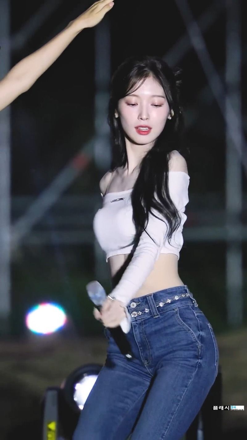오마이걸 아린1_3.jpg