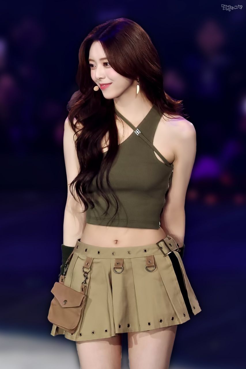 ITZY 유나2_5.jpg