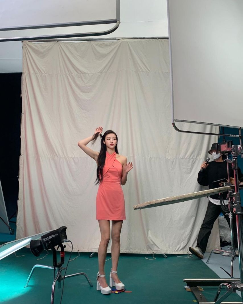 오마이걸 유아1_4.jpg