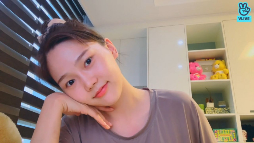오마이걸 효정1_1.jpg