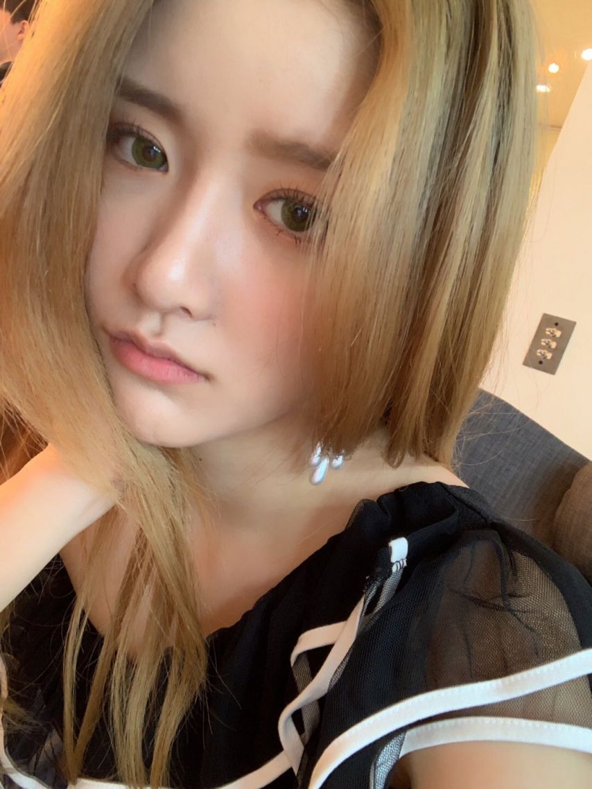 우주소녀 엑시1_1.jpg