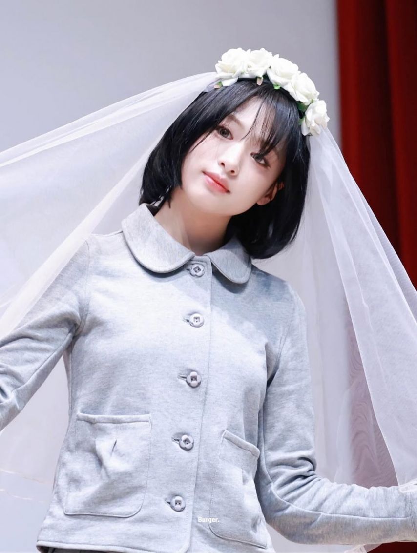 BABYMONSTER (베이비몬스터) 아현 (2)