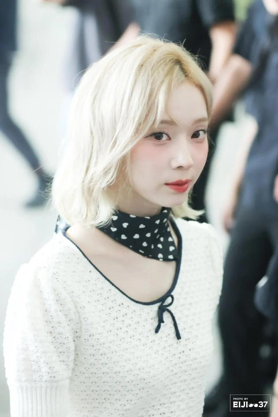 어제 출국하는 윈터1_5.webp.jpg