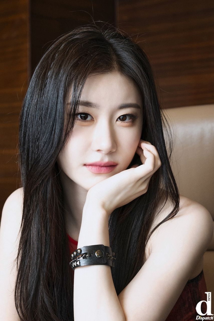 ITZY 디스패치 HD포토1_18.jpg