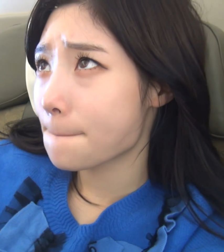 왠지 모르게 야릇한 정채연의 표정.1_1.jpg