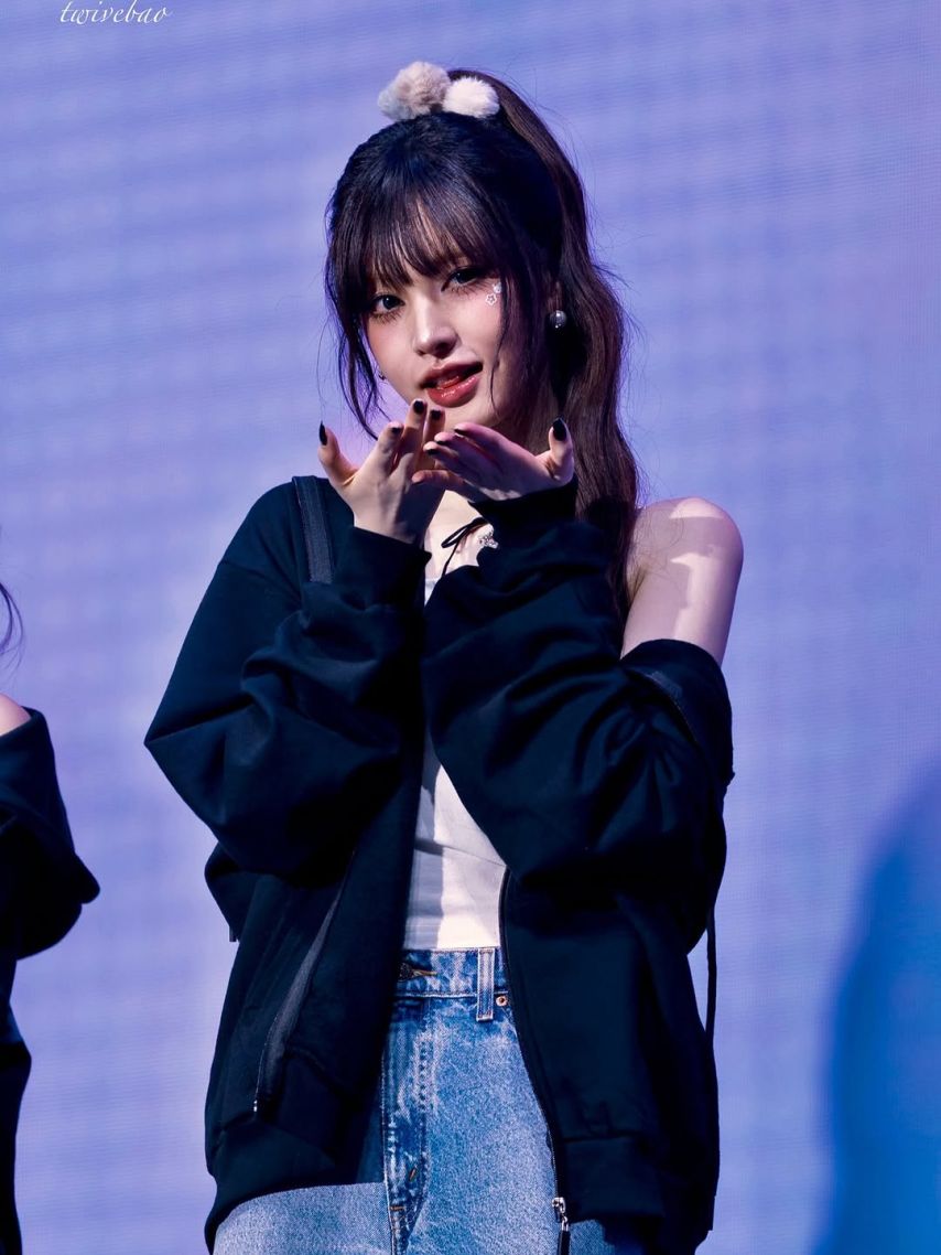 IVE (아이브) 리즈 (18)