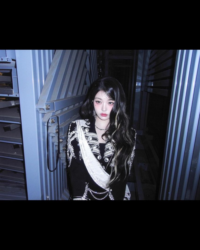 아이브 장원영1_1.jpg