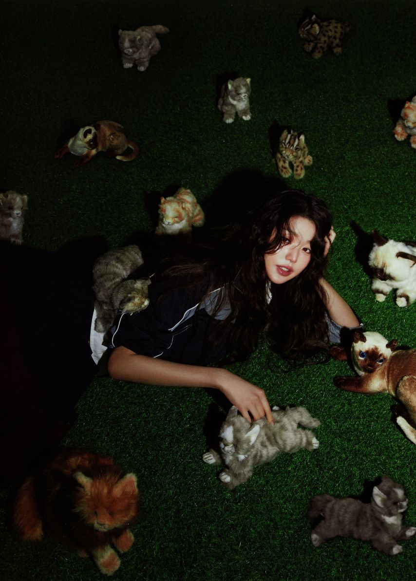 아이브 장원영 DAZED1_6.jpg