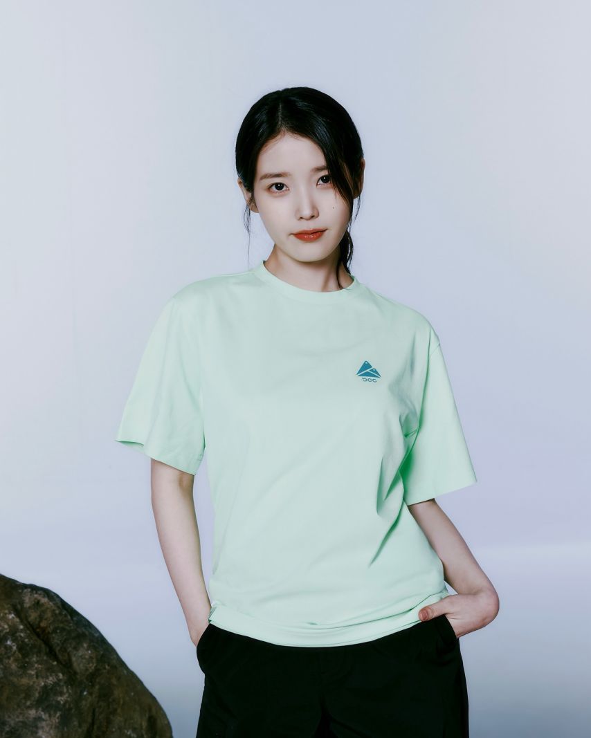 아이유 블랙야크1_1.jpg