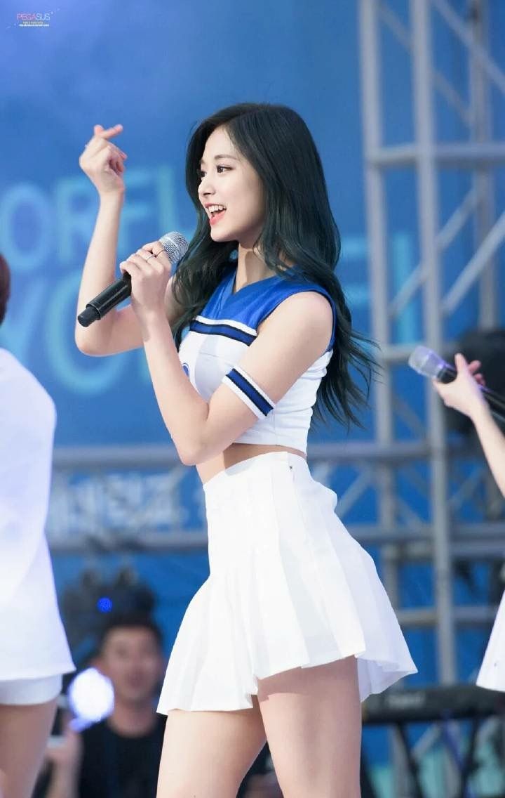 트와이스 쯔위1_3.jpg