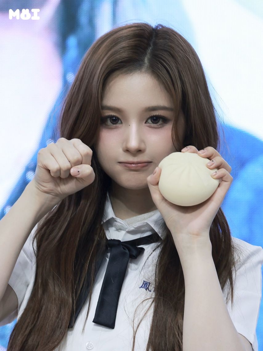 엔믹스 설윤1_5.jpg