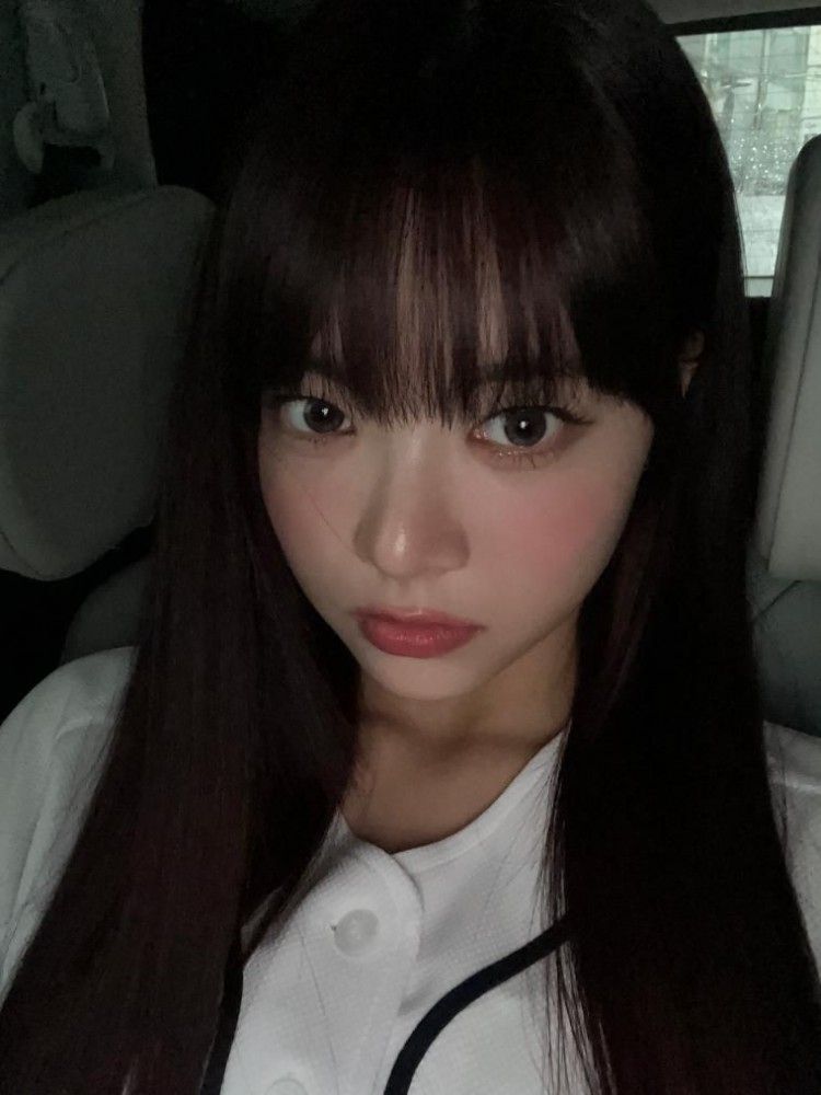 르세라핌 홍은채1_2.jpg