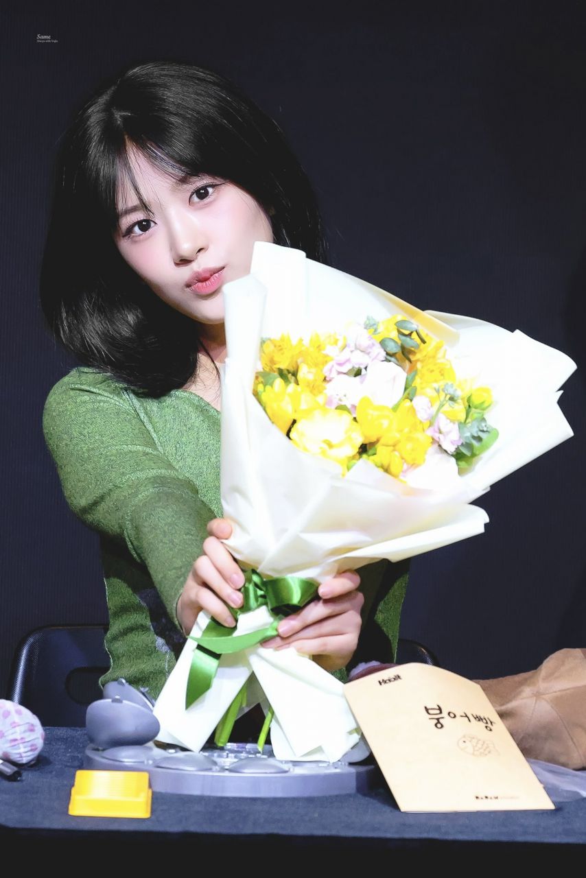 아이브 안유진1_3.jpg
