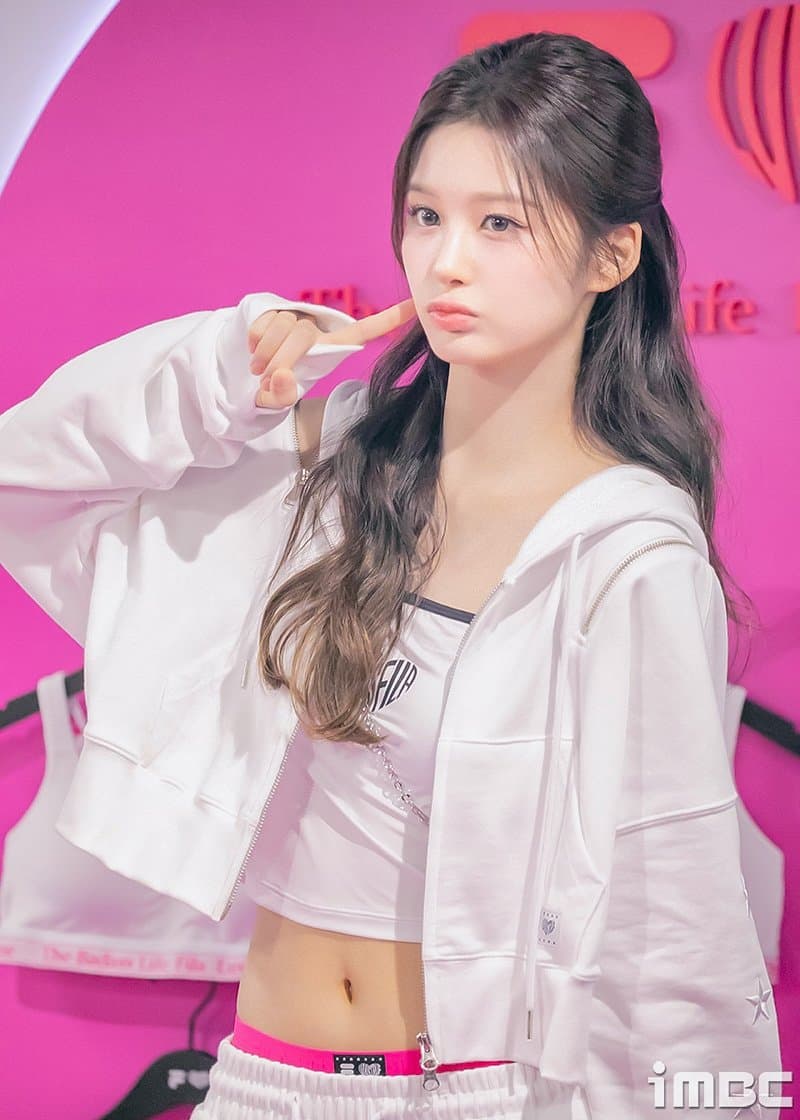 [엔믹스] 설윤1_1.jpeg