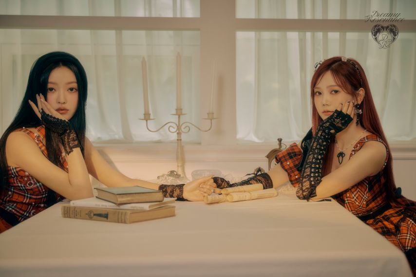오마이걸 10번째 미니앨범 [Dreamy Resonance] 컨셉포토 Sonetto1_4.jpg