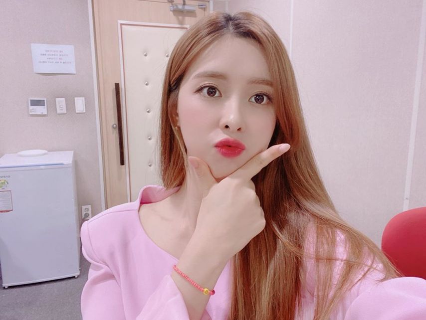 이유빈 아나운서1_3.jpg