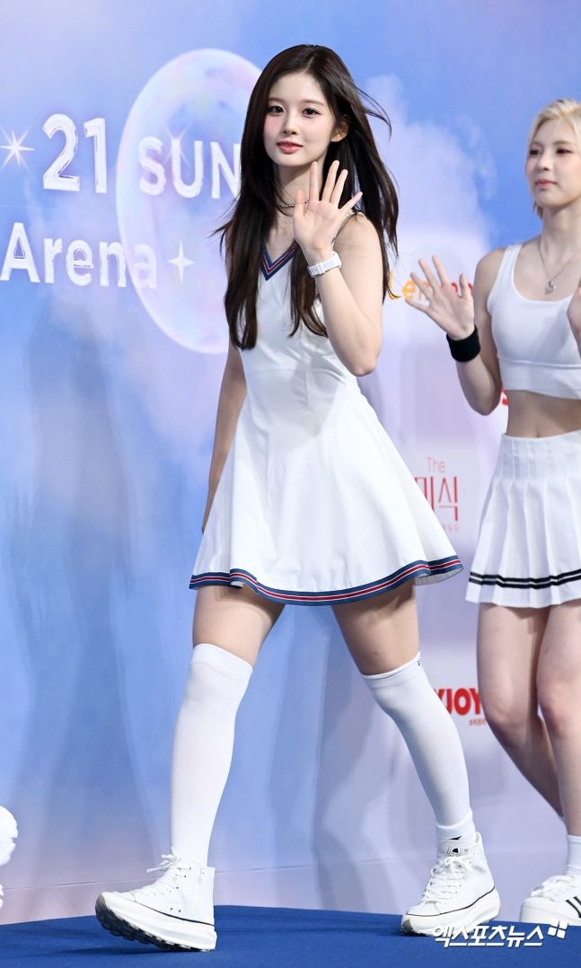 엔믹스 설윤1_4.jpg