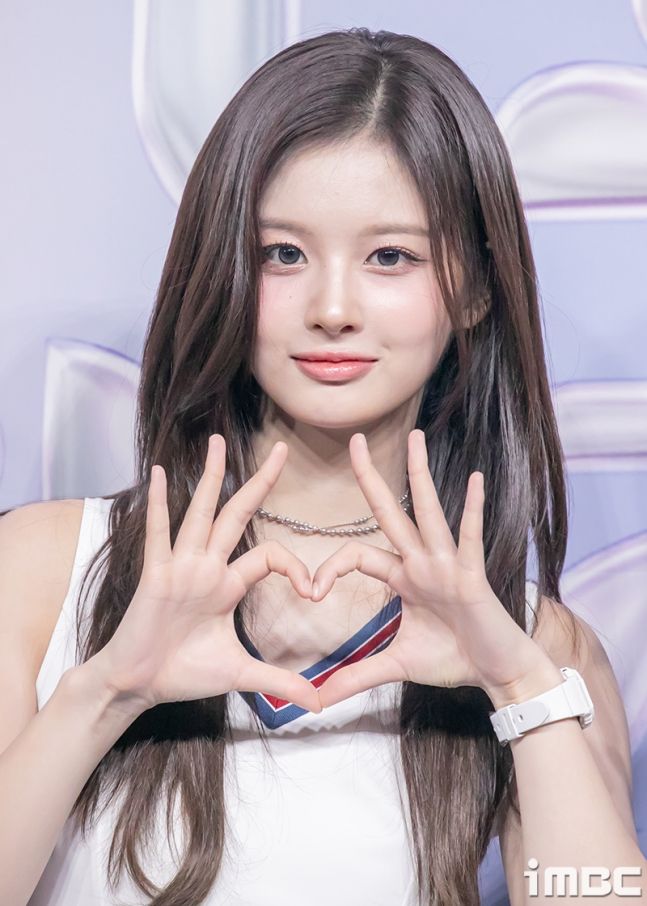 엔믹스 설윤1_3.jpg