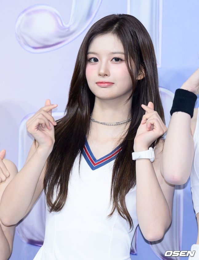 엔믹스 설윤1_1.jpg