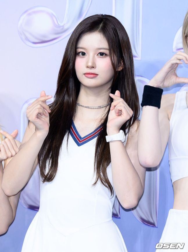 엔믹스 설윤1_2.jpg