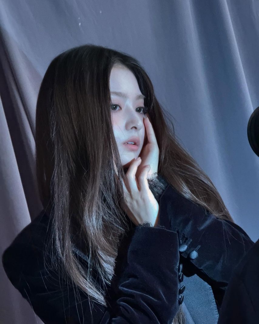 프로미스나인 이나경,백지헌1_2.jpg