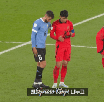 D24E4A43-F972-4249-B3F7-AAE5F46C1056.gif