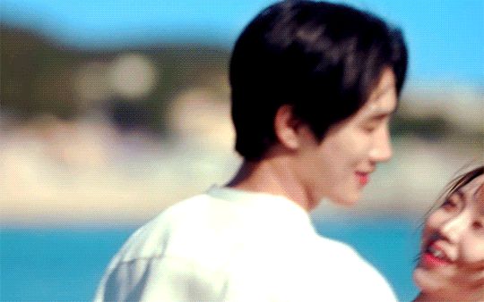 Tumblr_l_5043622501482689.gif