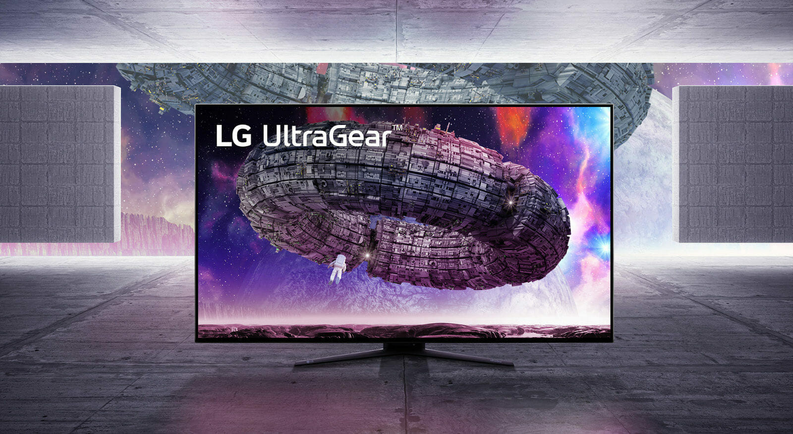 LG-UltraGear-OLED (1).jpg