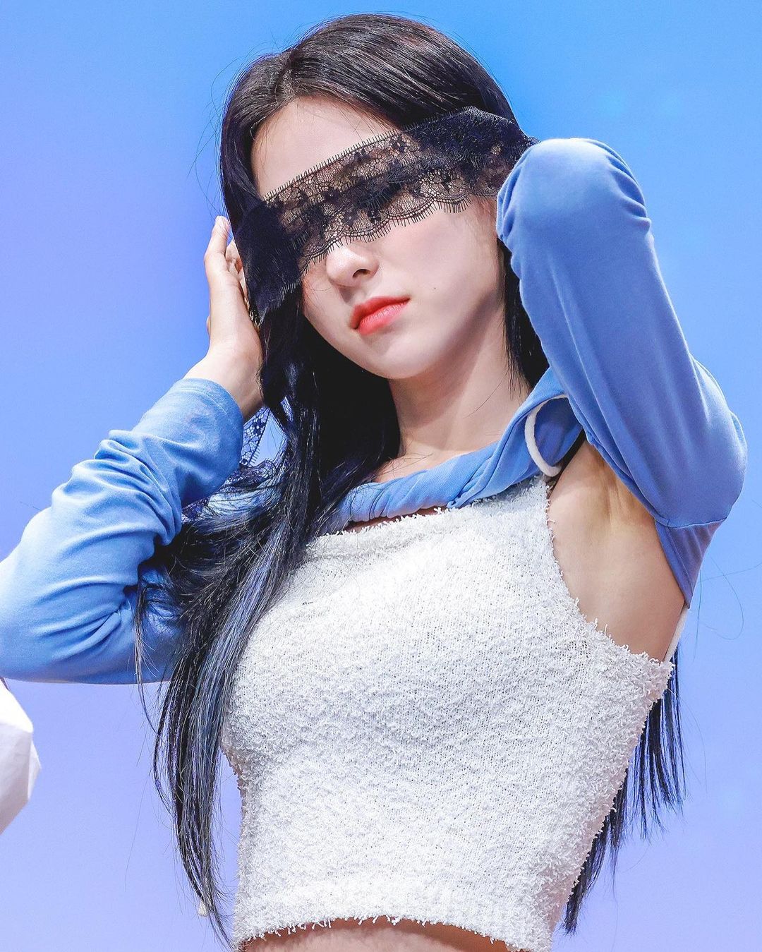 juyeonify_p_CgaGREjPGix_1.jpg