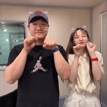 배텐에 합류한지 이제 1년이 되는 러블리즈 지애 - 꾸르