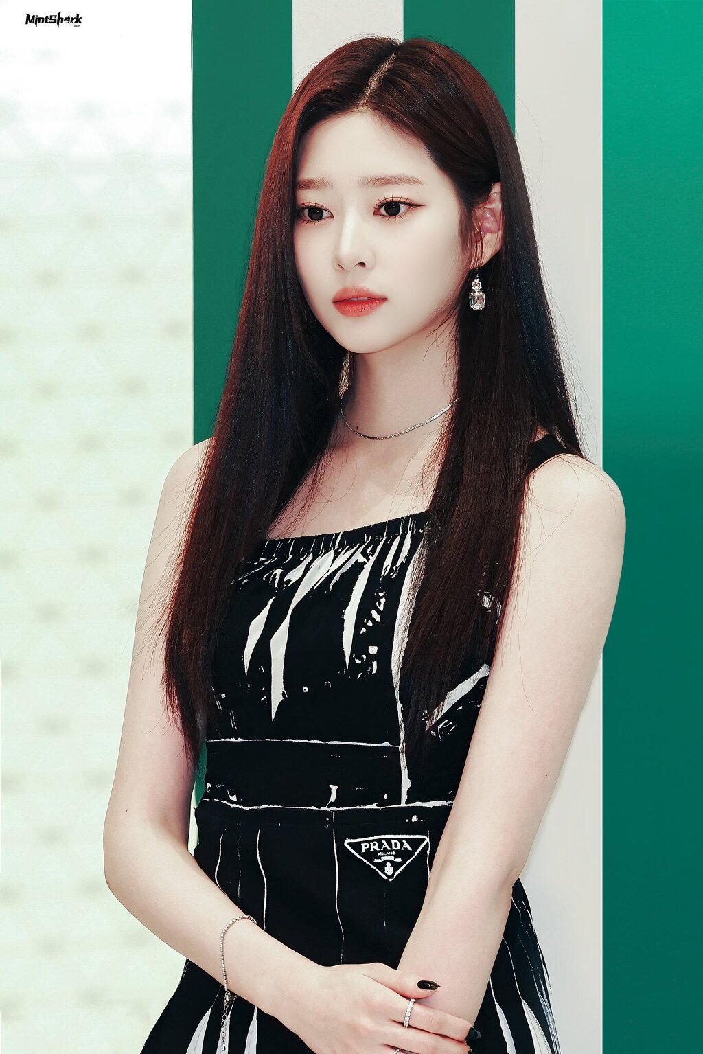 프라다 행사 김민주 _28.jpg