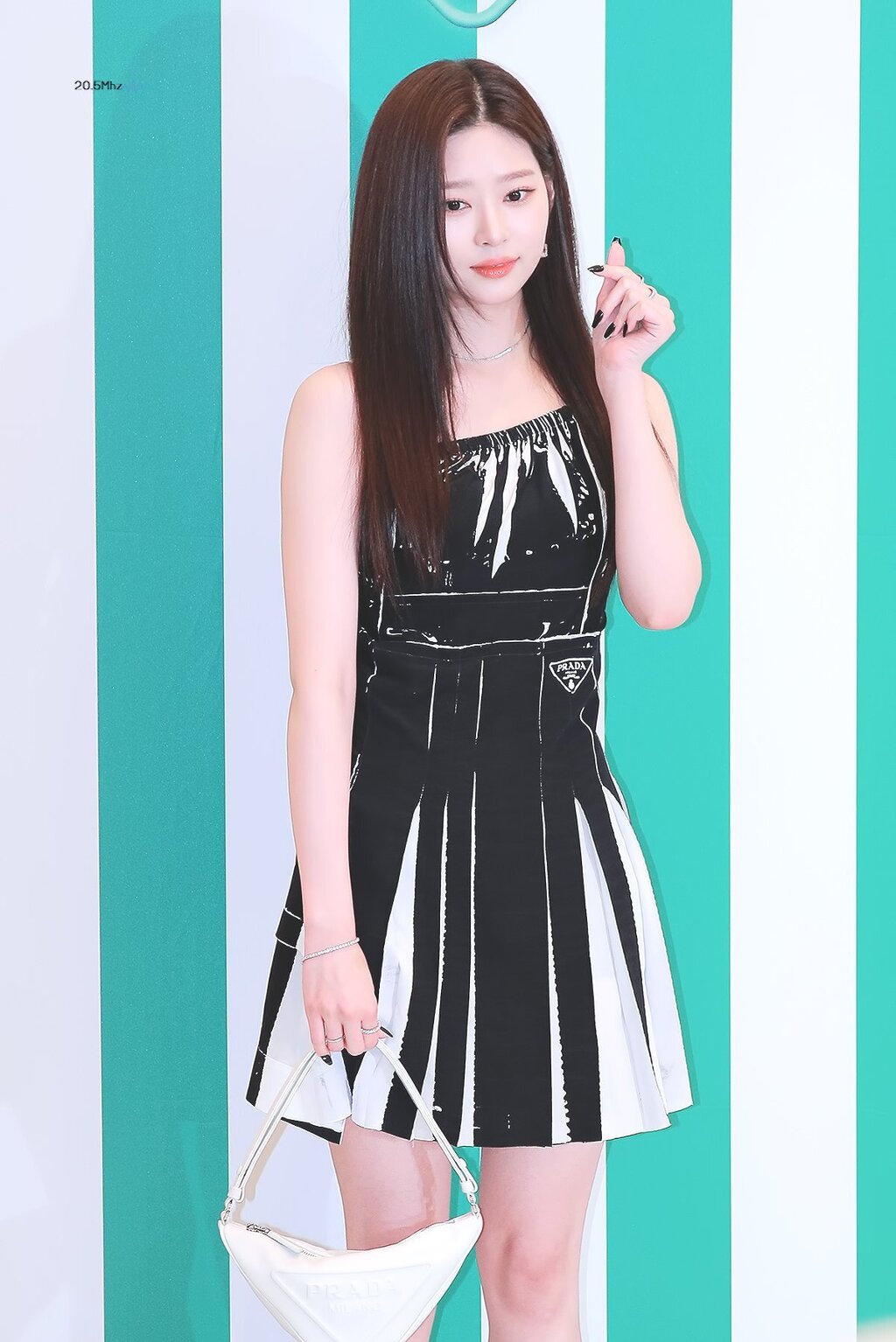프라다 행사 김민주 _10.jpg