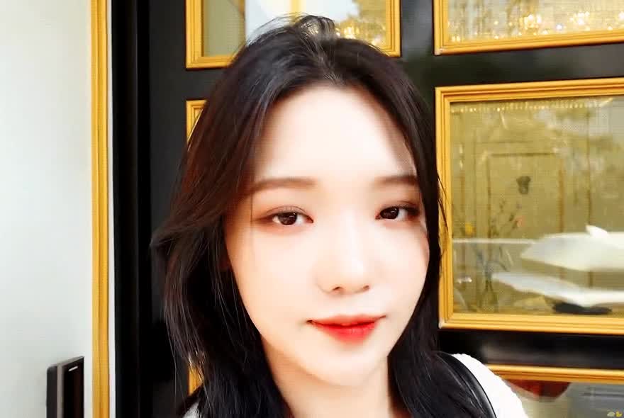 프로미스나인 노지선.gif