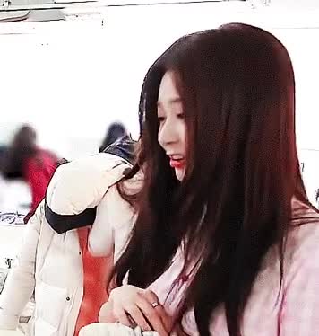 쭈굴미 김민주 2.gif