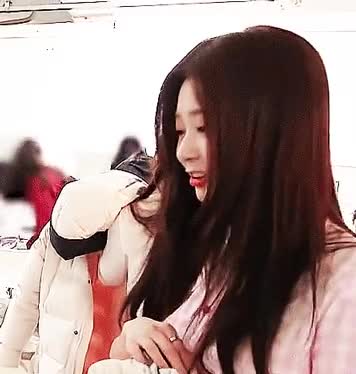 쭈굴미 김민주 3.gif